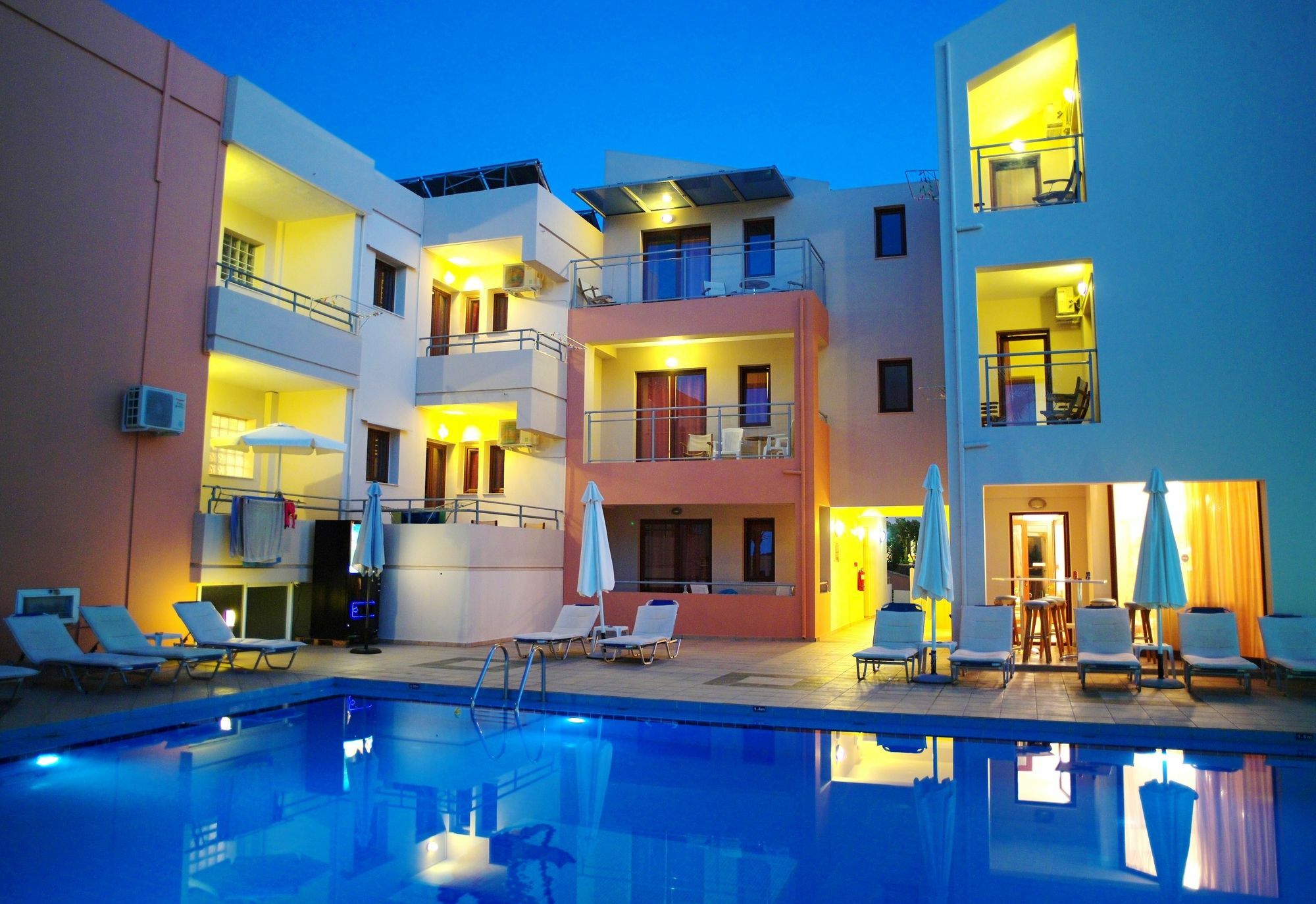 Kallitsakis Beach Aparthotel Platanias  Exterior photo